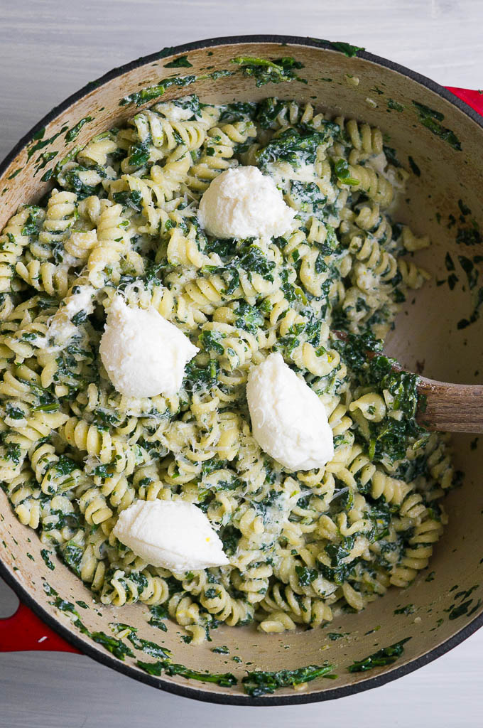 Fusilli with Ricotta and Spinach - Kitschen Cat