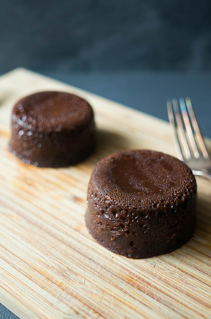 Pressure Cooker Chocolate Lava Cake - a love letter to the fudgiest, creamiest, ooey gooey-ist molten lava cake that's ever been created.