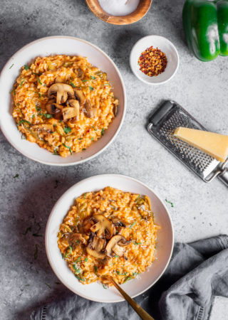 Pressure Cooker Cheesy Pizza Risotto